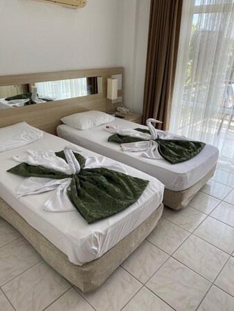 Malibu Resort เกเมร์ ภายนอก รูปภาพ